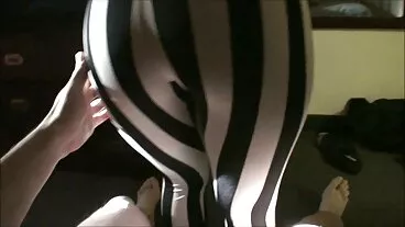 سرخ بالوں والی ، منظر کے ساتھ موہک Scarlett Mae سے Cherr P