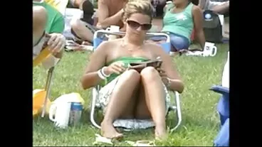 Brunette کے ساتھ جنسی تعلقات ، شہوت انگیز لونا Umberla دی