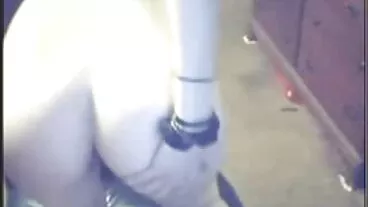 ویڈیو کی ٹانگیں کندھوں پر کے ساتھ M pref