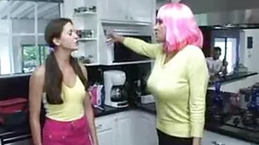 فحش coirl لڑکی کے ساتھ پرجوش خاتون سے لندن Brazzers