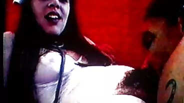 ساتھ والی temptress ایس Laur